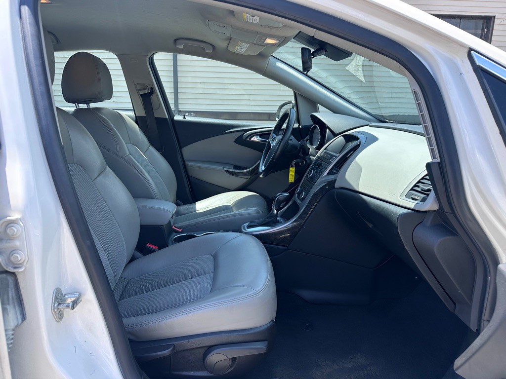 2016 Buick Verano Image 7