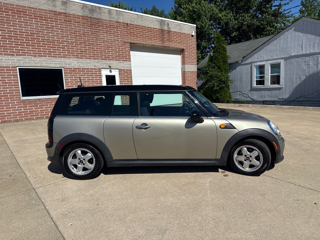 2009 MINI Cooper Image 4