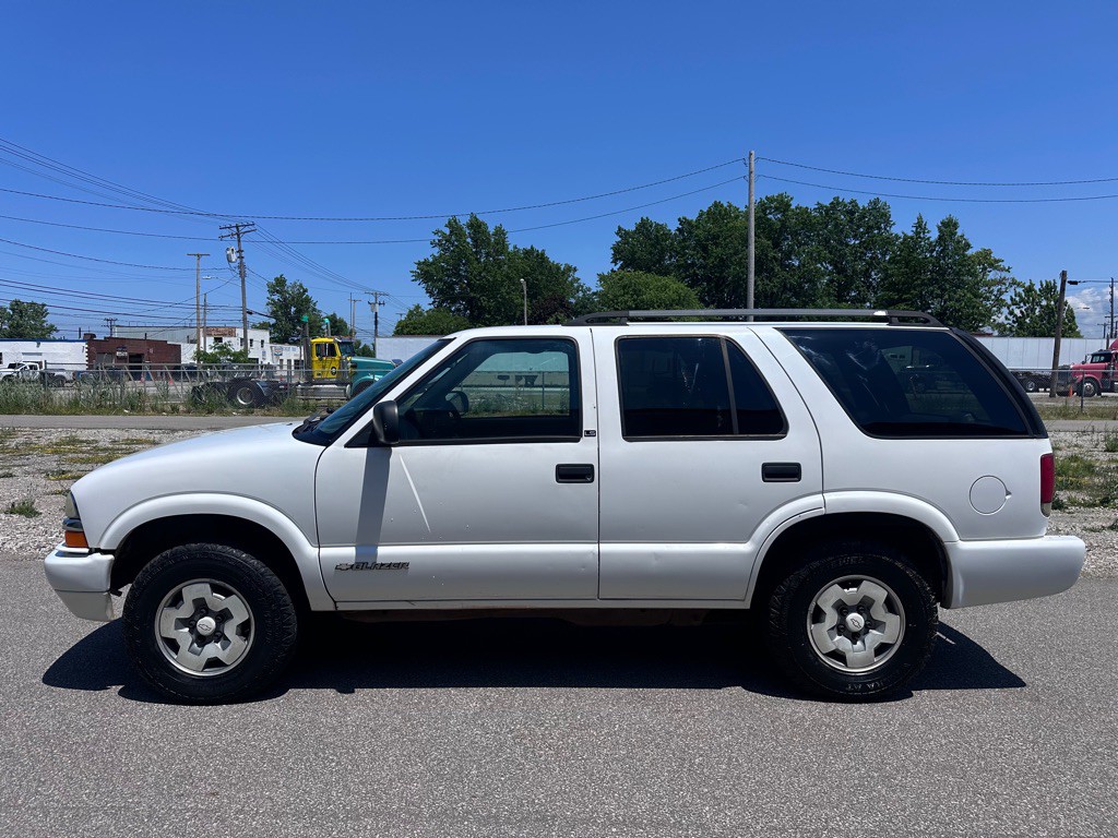 2003 Chevrolet Blazer Image 7