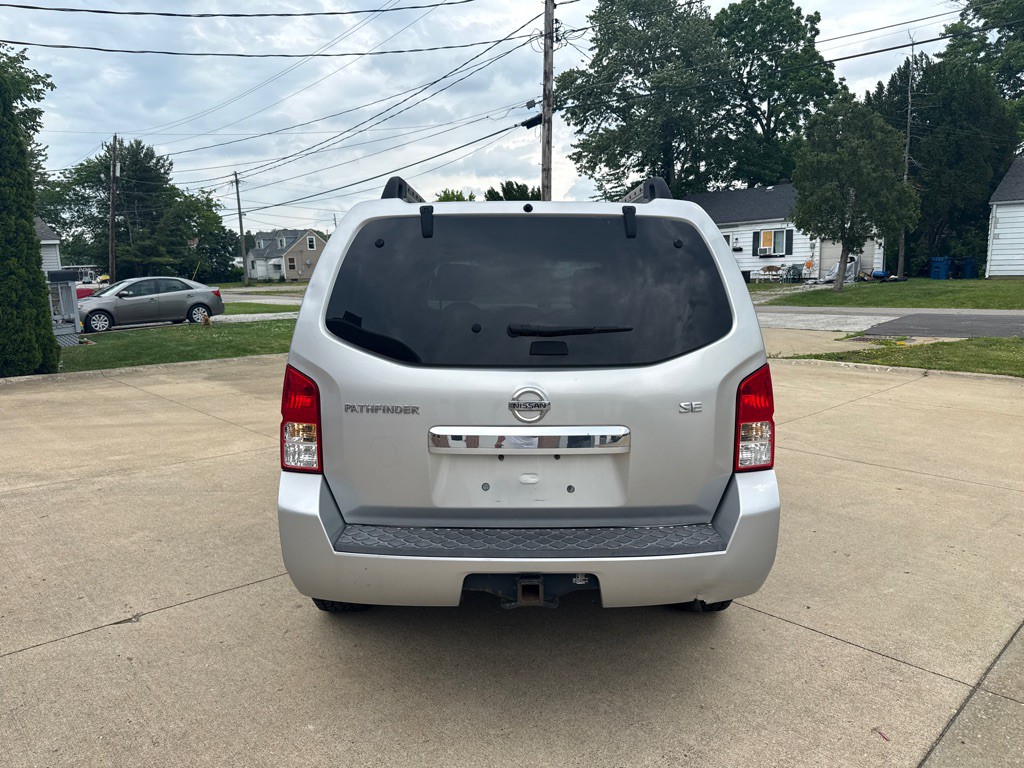 2010 Nissan Pathfinder Image 7