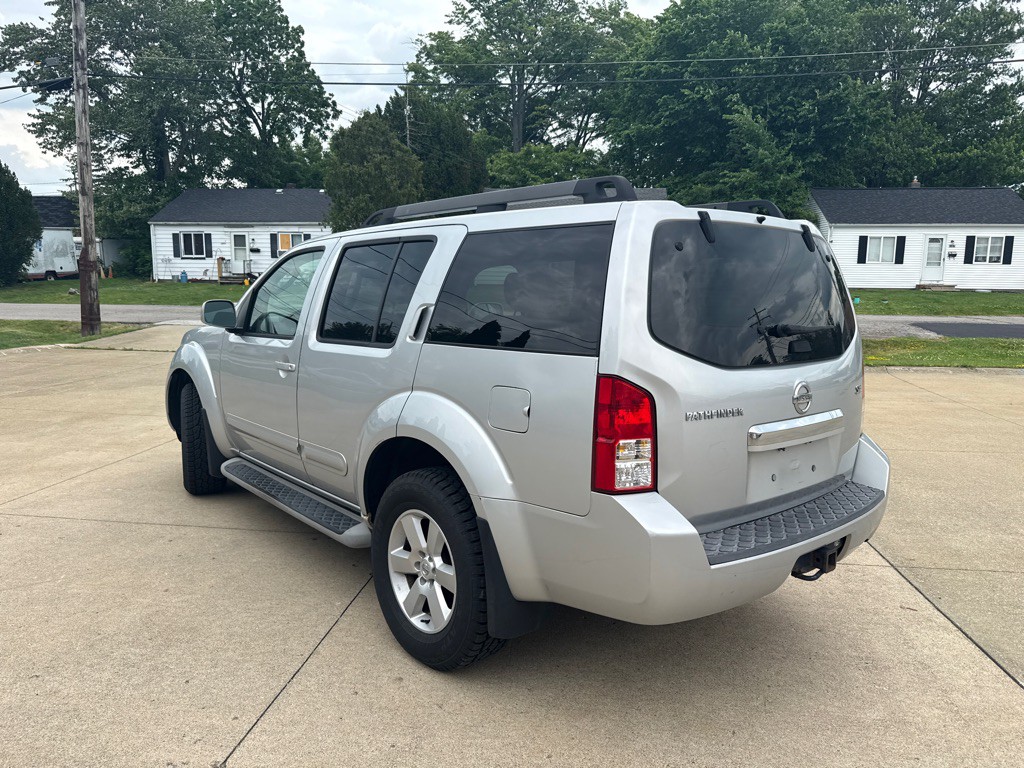 2010 Nissan Pathfinder Image 8