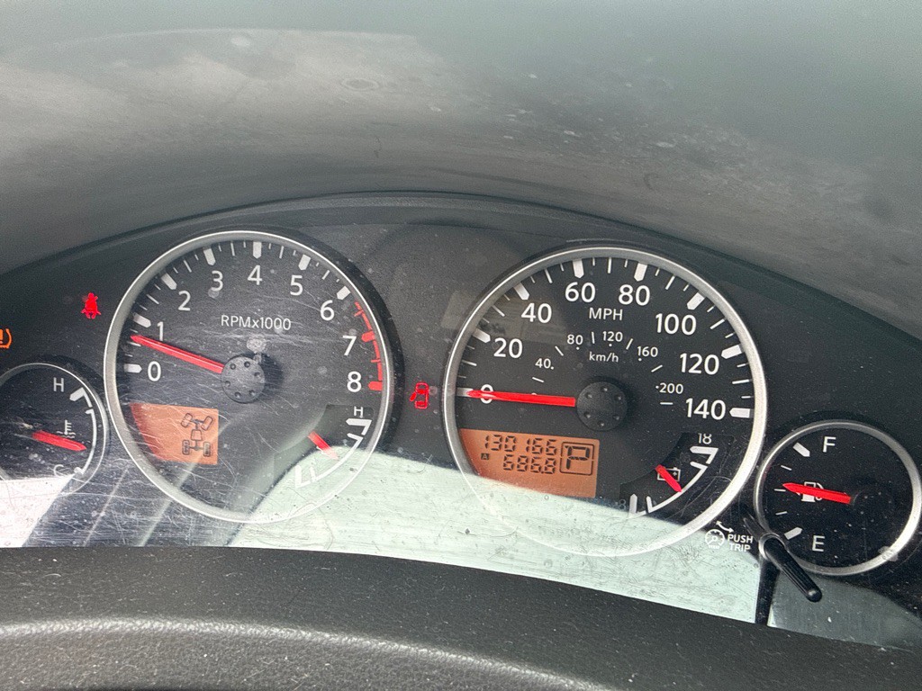 2010 Nissan Pathfinder Image 14