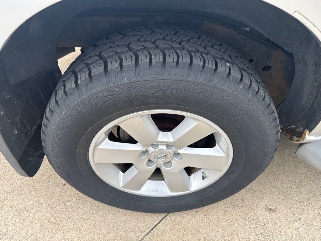 2010 Nissan Pathfinder Image 18