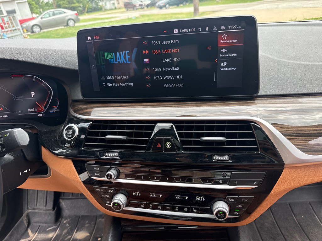 2021 BMW 5 Series Image 19