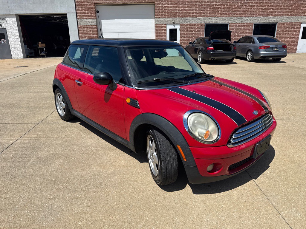 2008 MINI Cooper Image 3