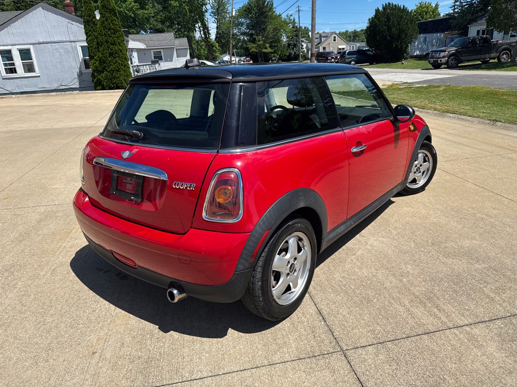2008 MINI Cooper Image 6
