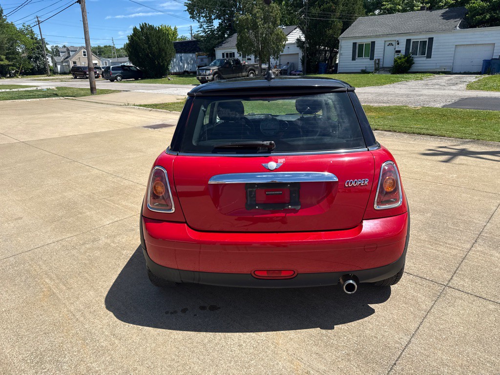 2008 MINI Cooper Image 7