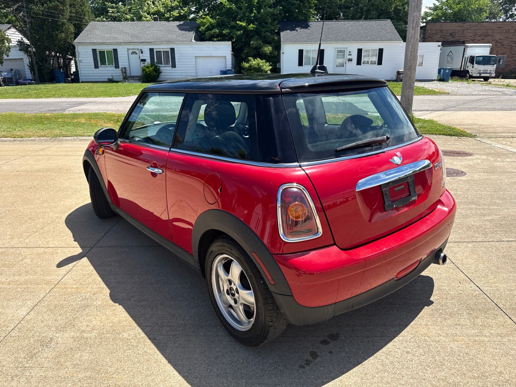 2008 MINI Cooper Image 8
