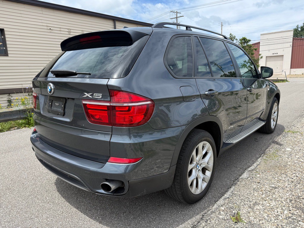 2012 BMW X5 Image 3