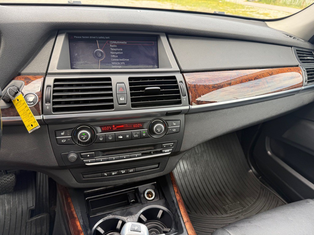 2012 BMW X5 Image 14