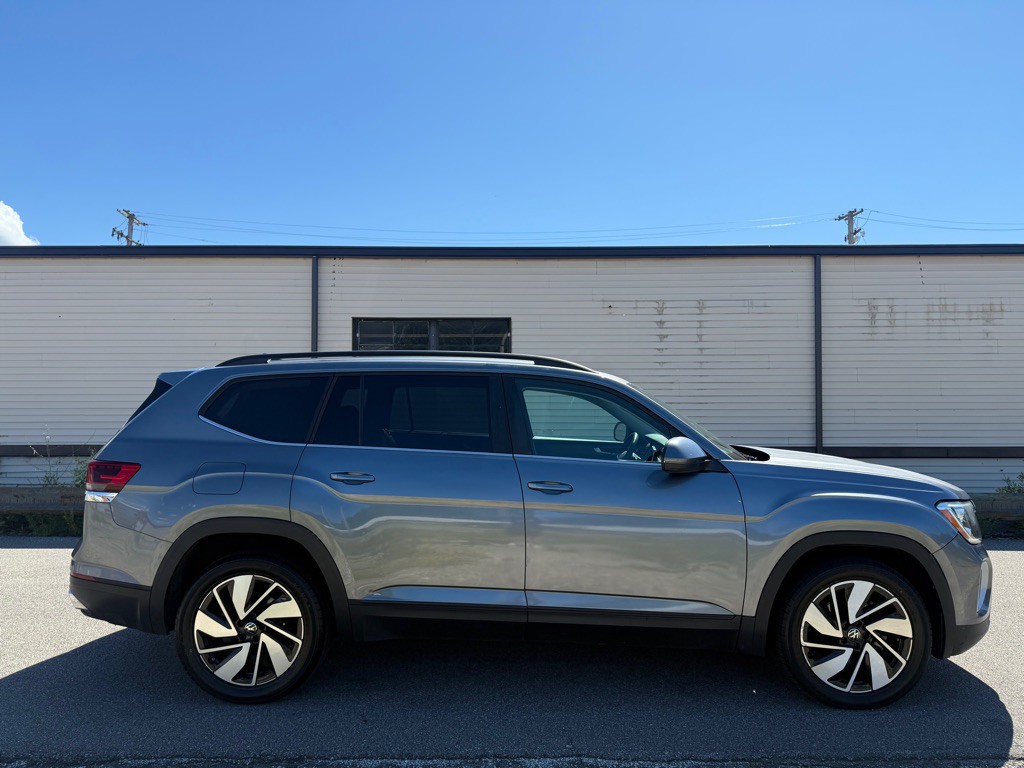 2024 Volkswagen Atlas Image 2