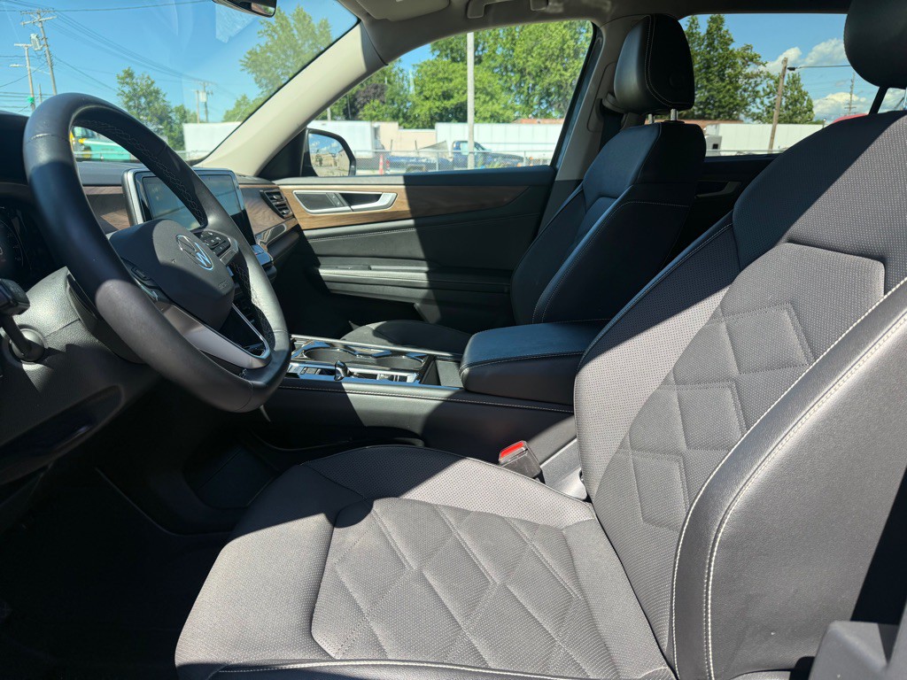 2024 Volkswagen Atlas Image 9