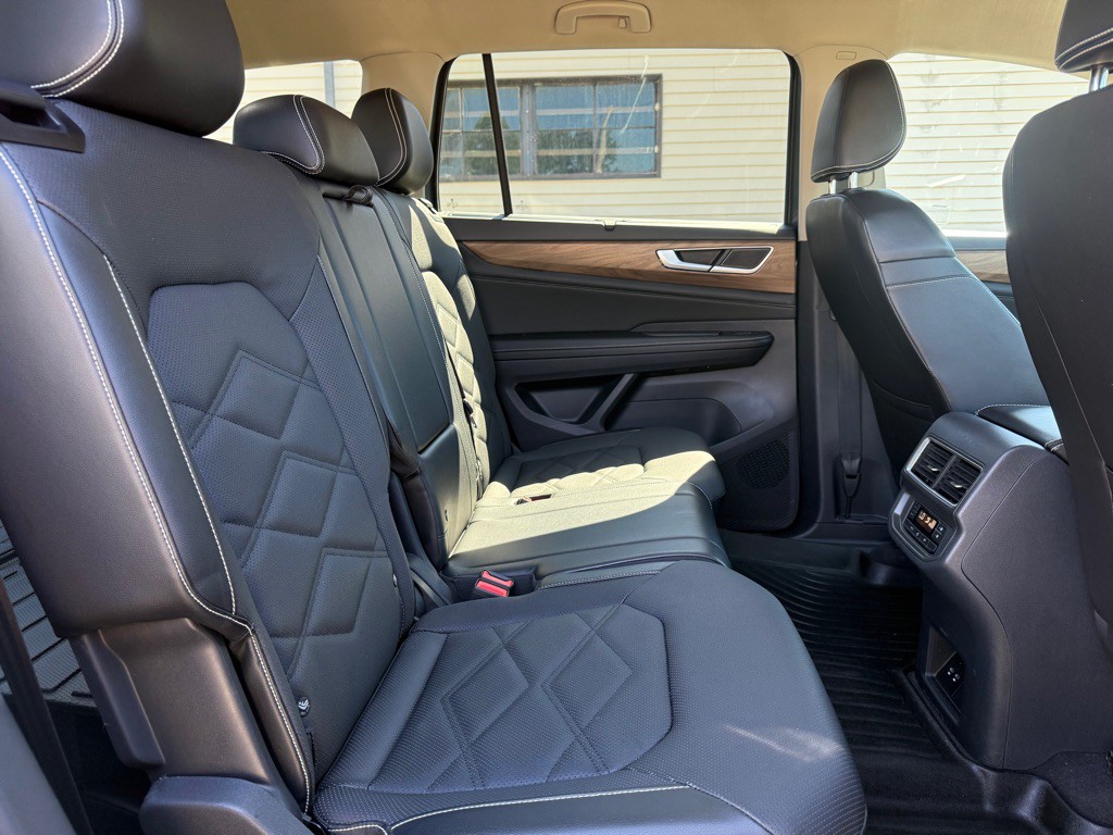 2024 Volkswagen Atlas Image 12