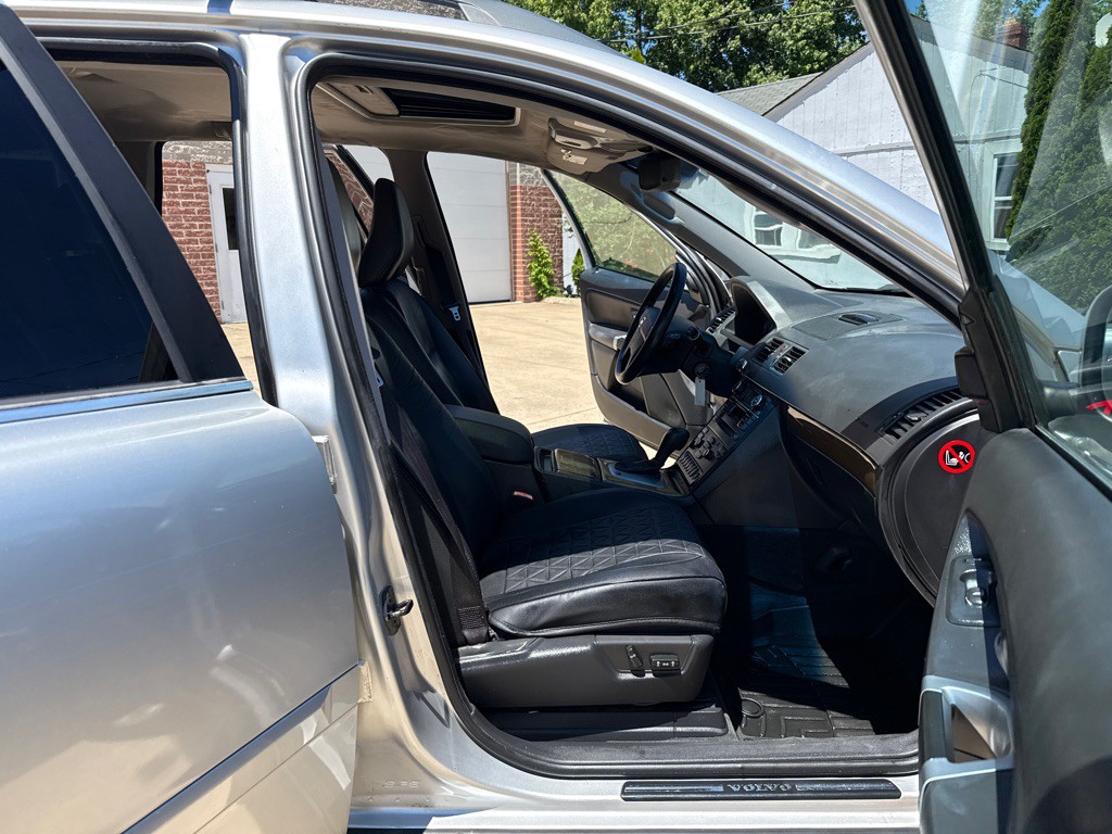 2009 Volvo XC90 Image 12