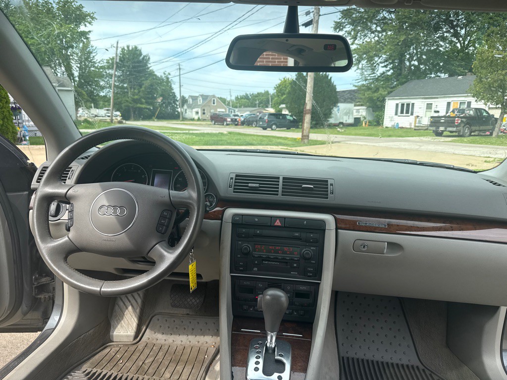2003 Audi A4 Image 9