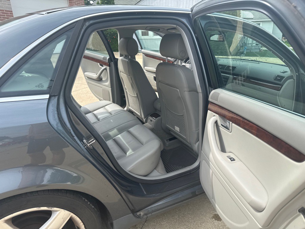 2003 Audi A4 Image 13