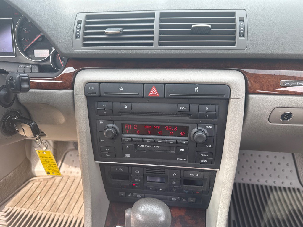 2003 Audi A4 Image 15