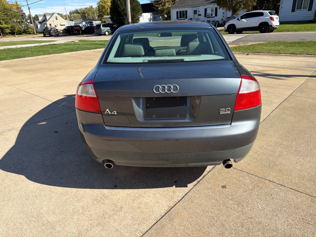 2003 Audi A4 Image 7