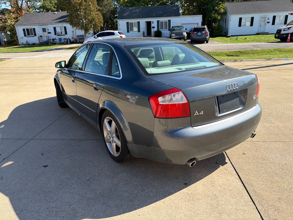 2003 Audi A4 Image 8