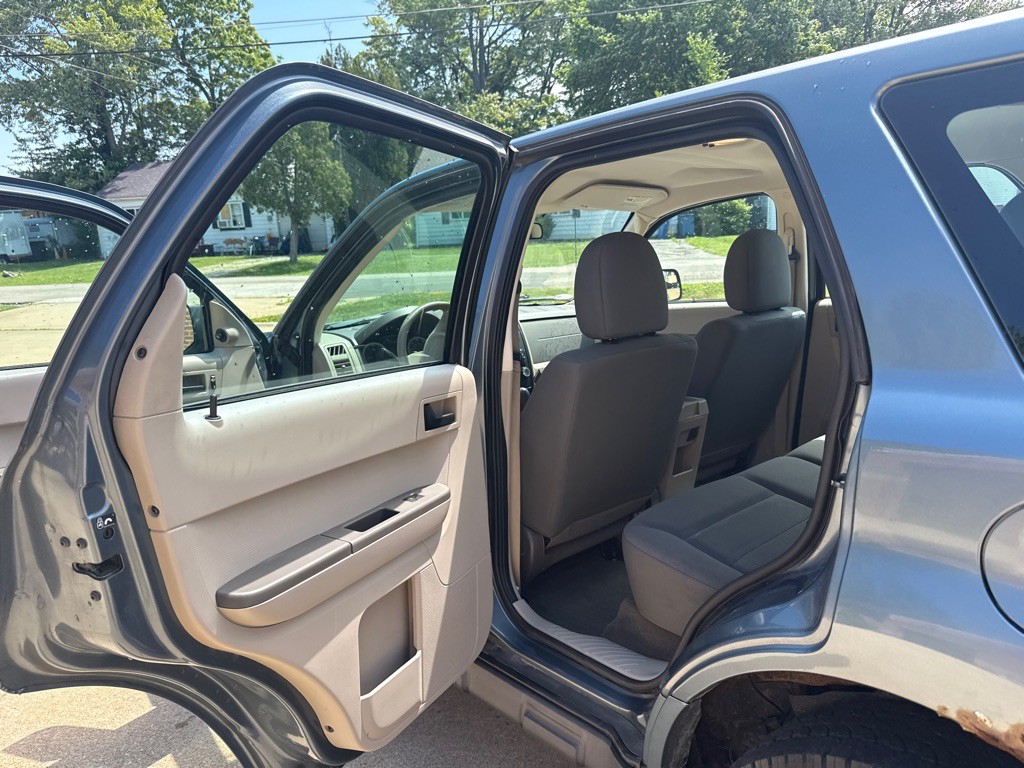 2012 Ford Escape Image 12