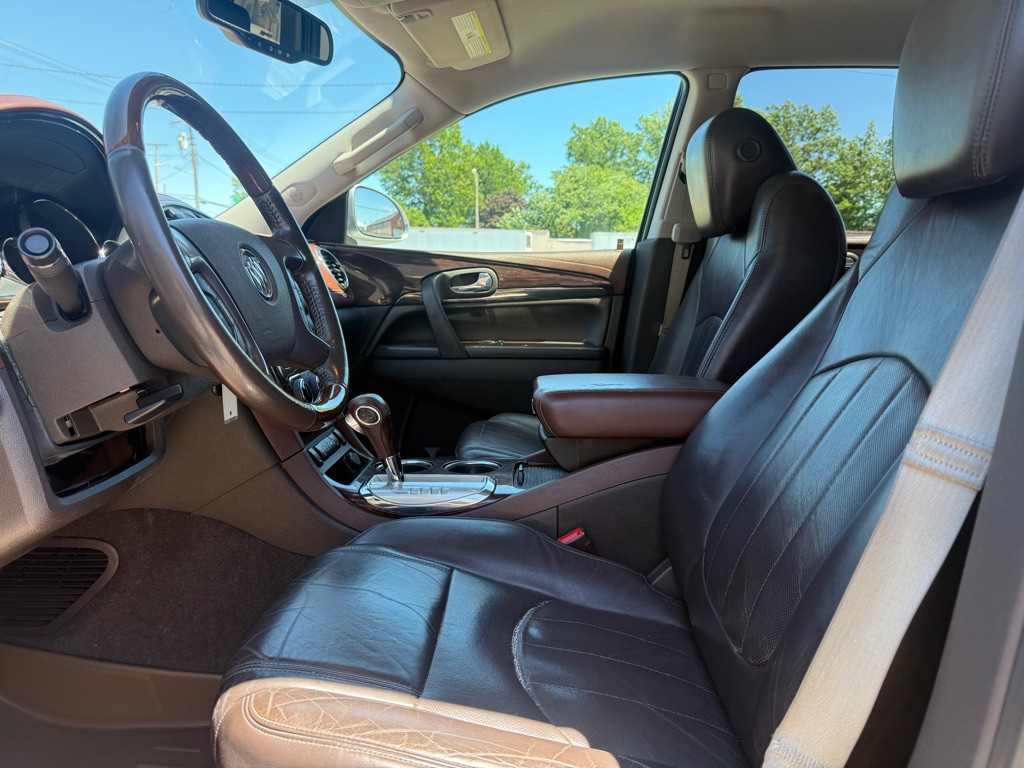 2017 Buick Enclave Image 7