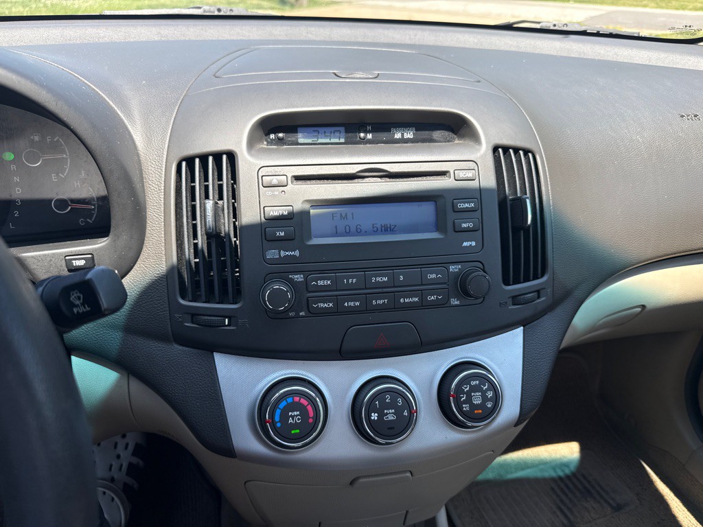 2007 Hyundai Elantra Image 16