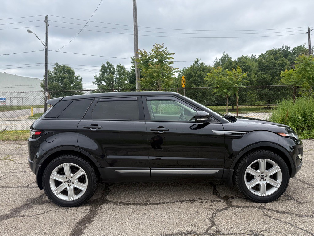 2013 Land Rover Range Rover Evoque Image 2
