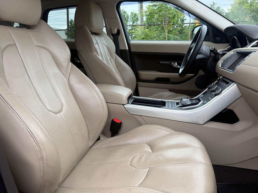 2013 Land Rover Range Rover Evoque Image 10