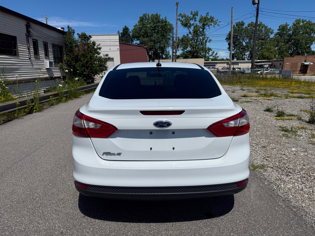 2014 Ford Focus Image 3