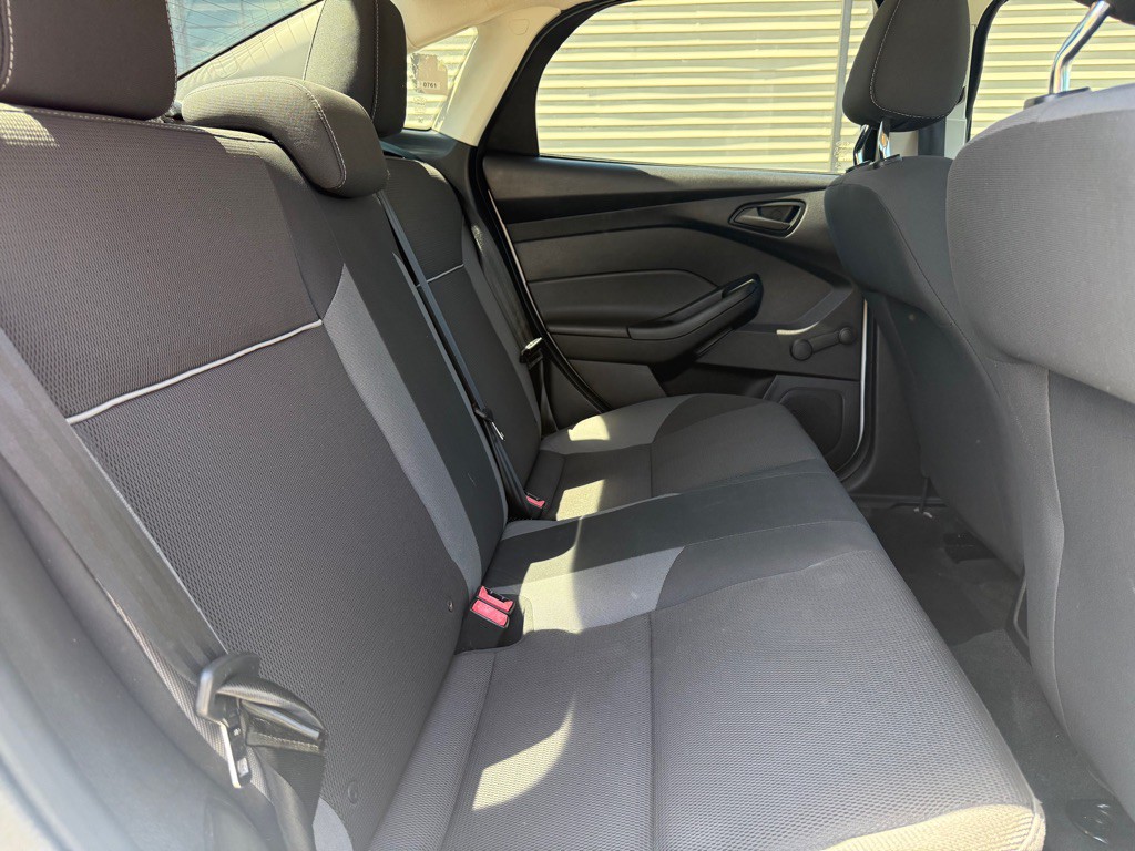 2014 Ford Focus Image 9