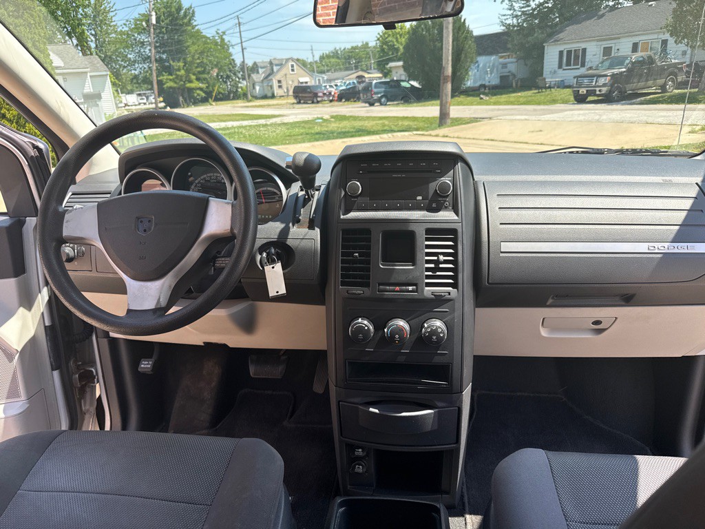 2009 Dodge Grand Caravan Image 9