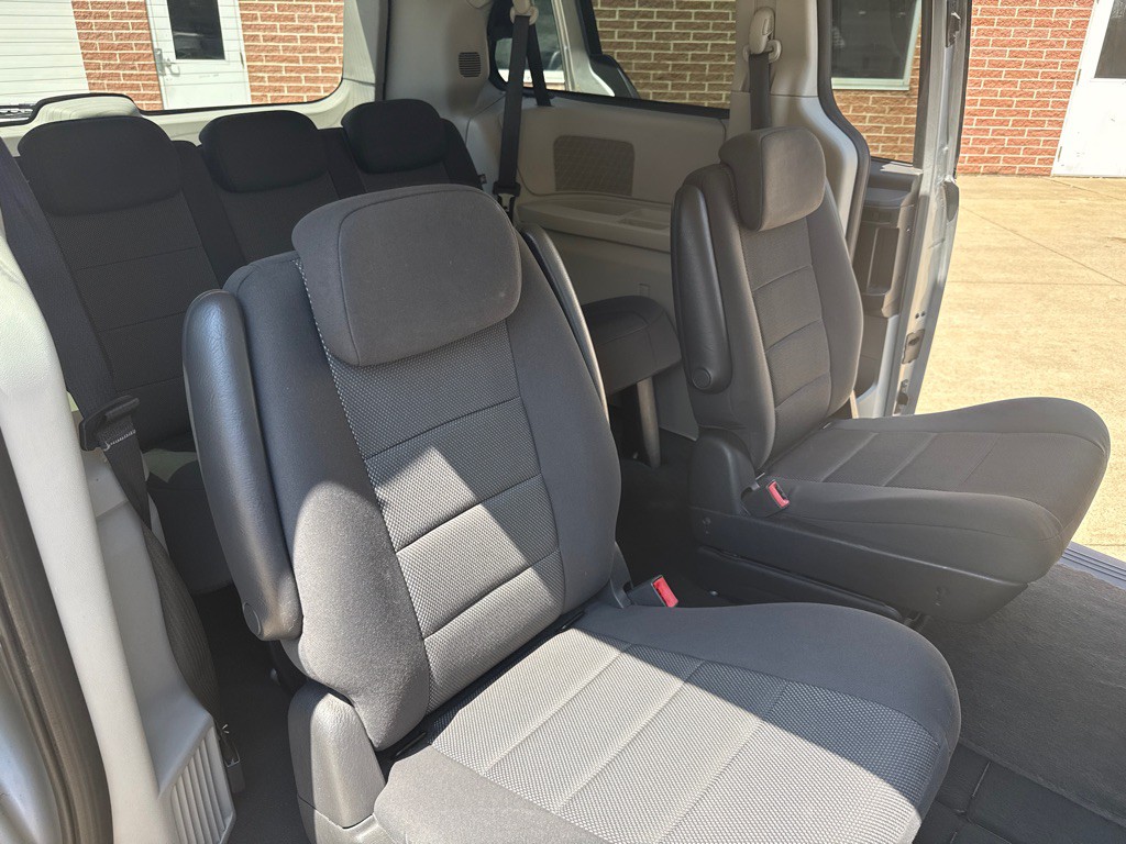 2009 Dodge Grand Caravan Image 16