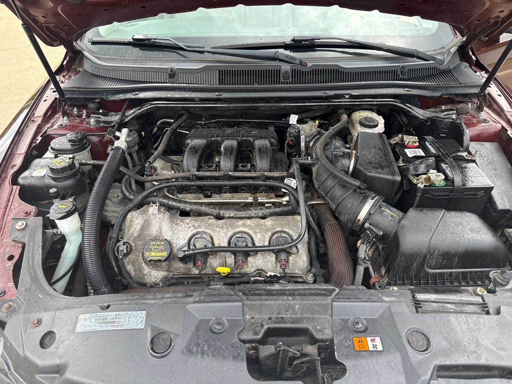 2010 Ford Taurus Image 19