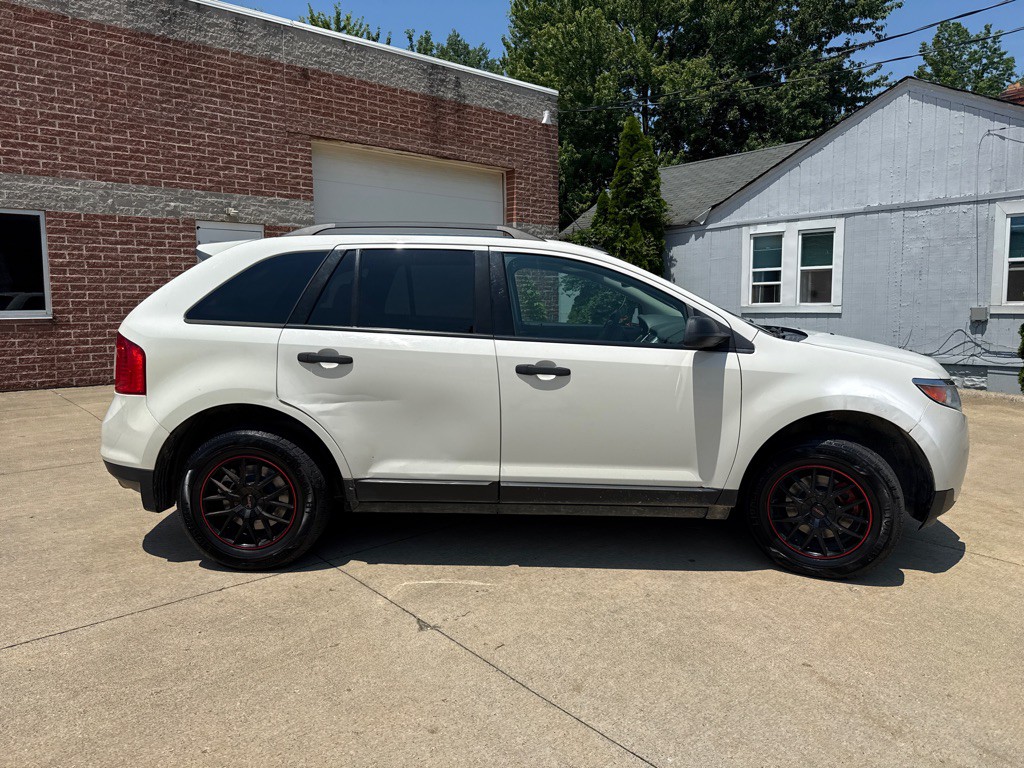 2013 Ford Edge Image 4