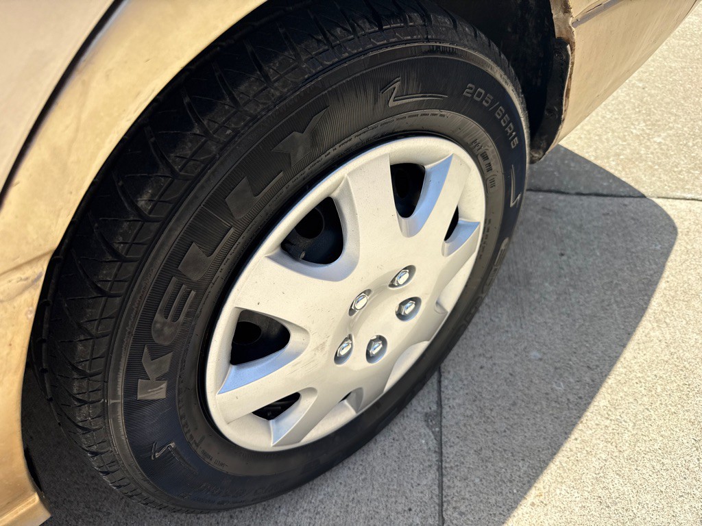 2000 Toyota Camry Image 17