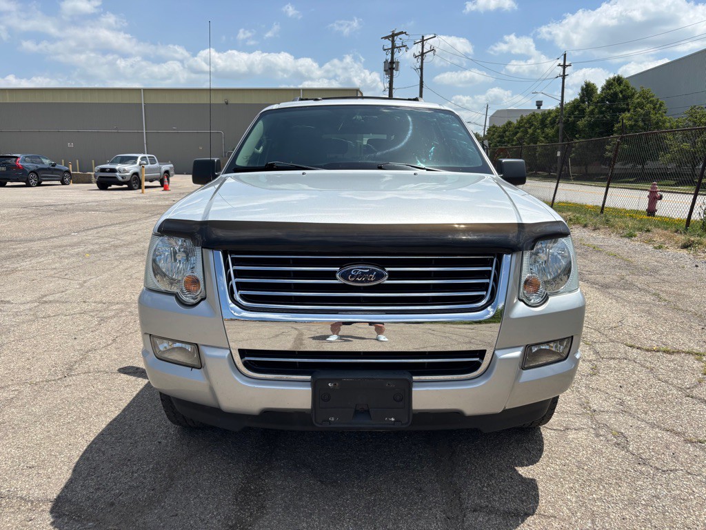 2009 Ford Explorer Image 8