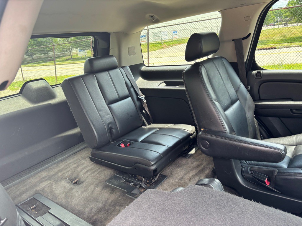 2009 Chevrolet Tahoe Image 14