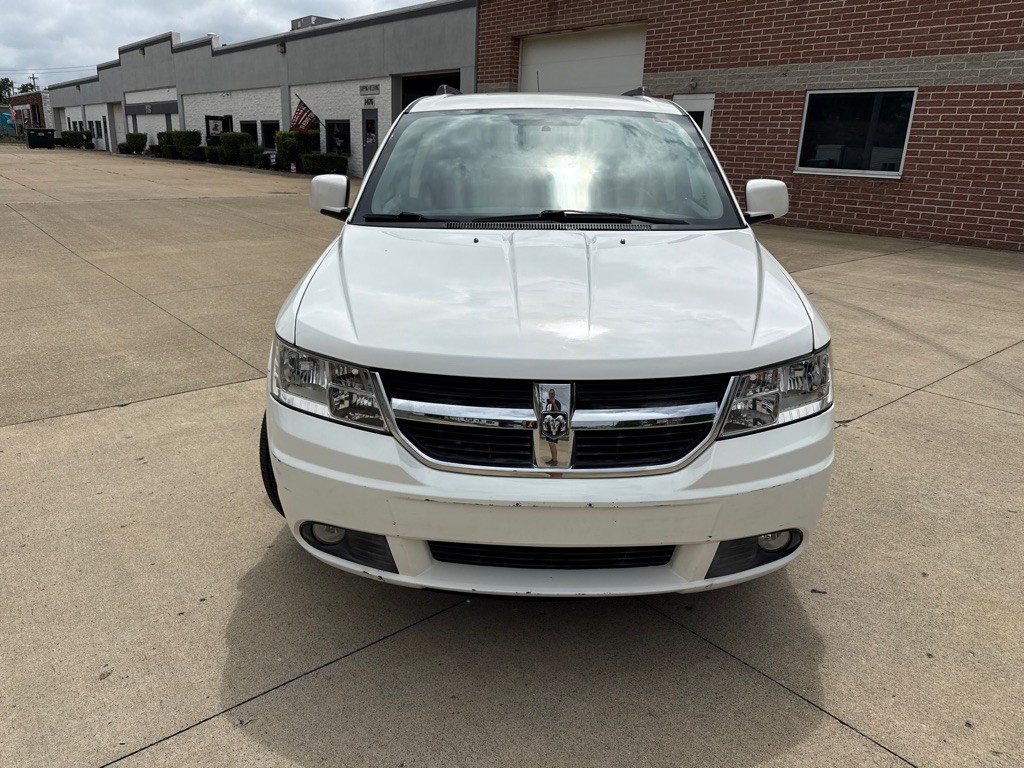 2010 Dodge Journey Image 2