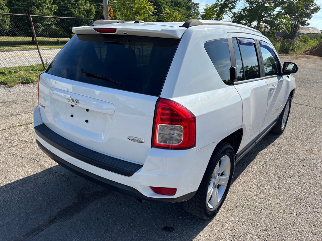 2013 Jeep Compass Image 3