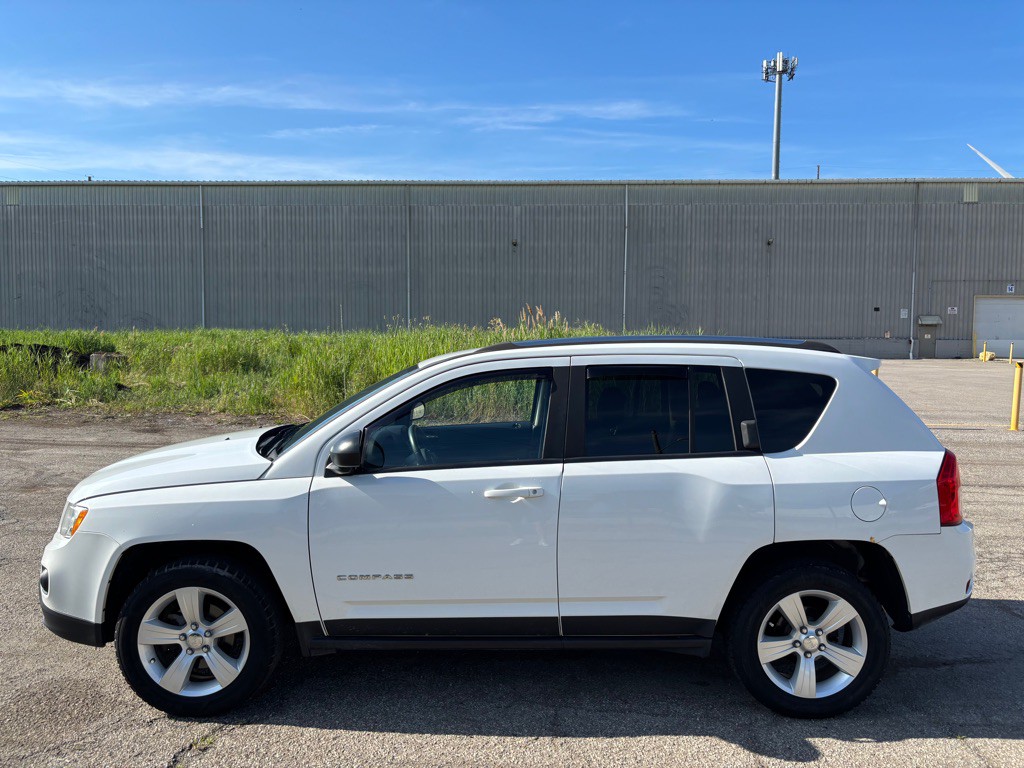 2013 Jeep Compass Image 6