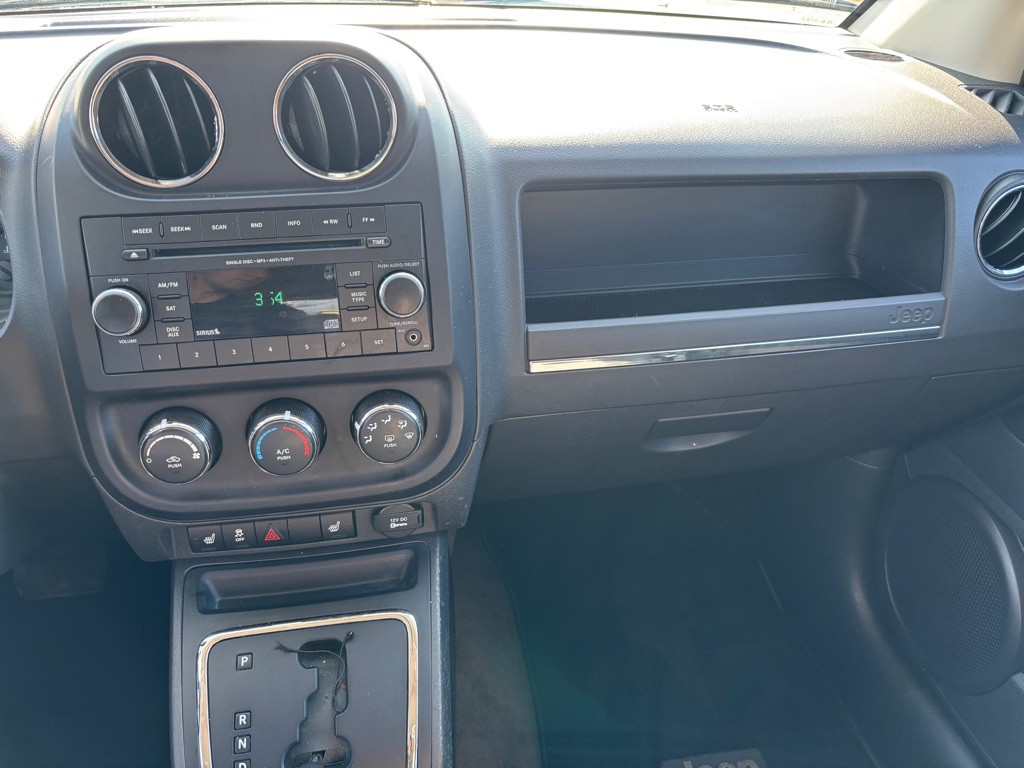 2013 Jeep Compass Image 14
