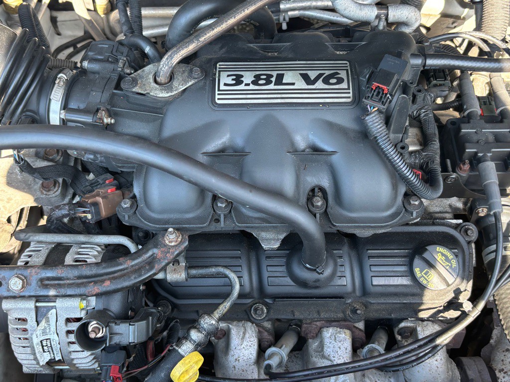2009 Chrysler Town & Country Image 17