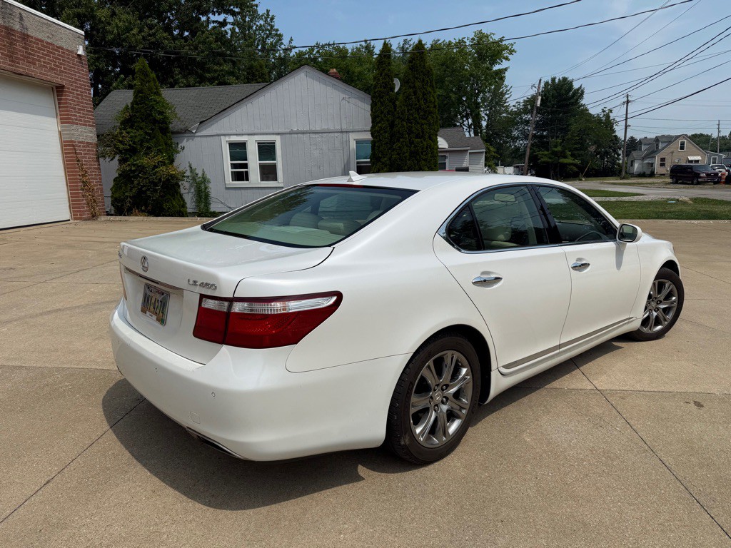 2008 Lexus LS Image 6