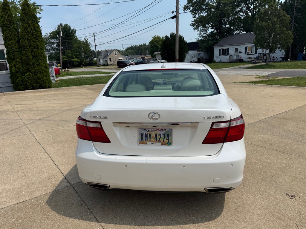 2008 Lexus LS Image 7