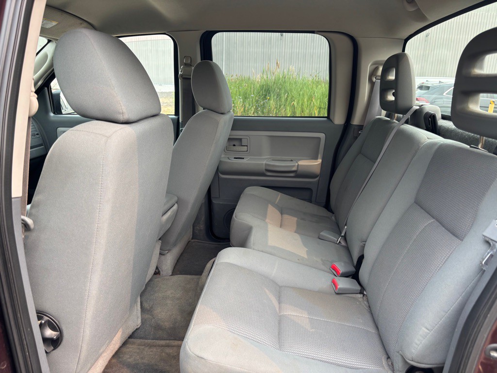 2005 Dodge Dakota Image 11