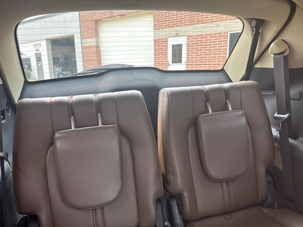 2014 Lincoln MKT Image 17