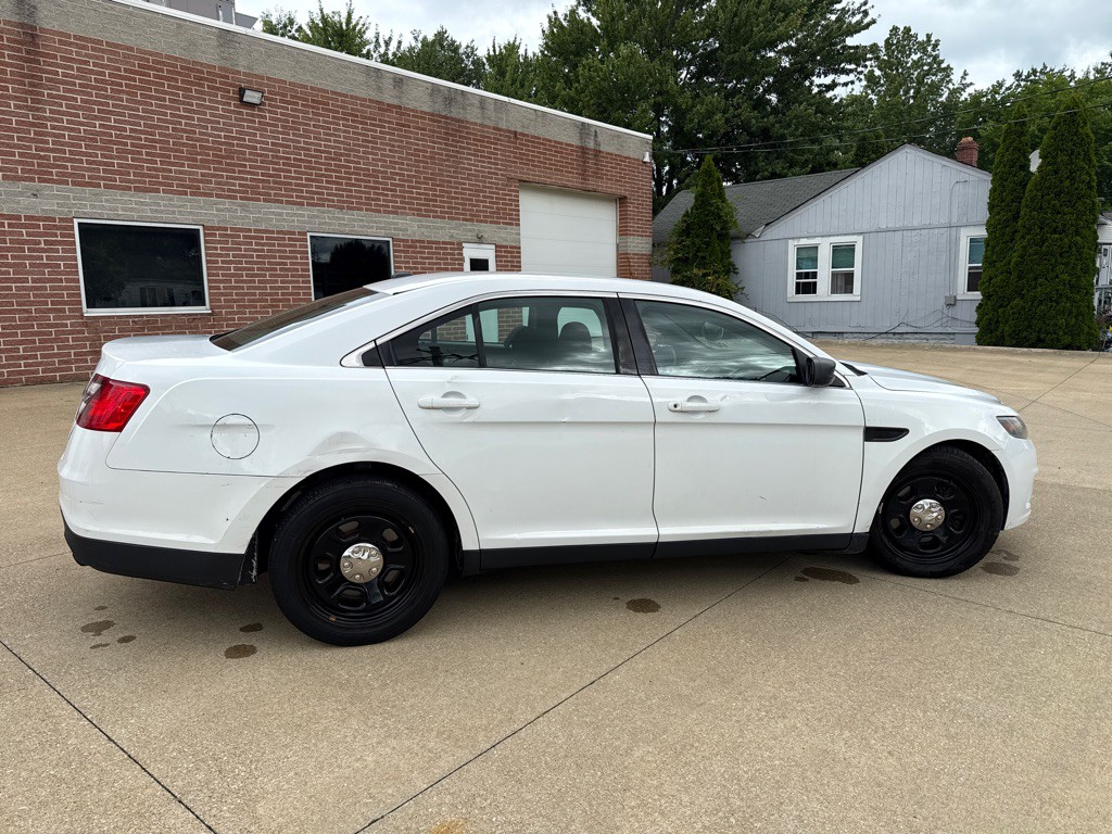 2015 Ford Taurus Image 3