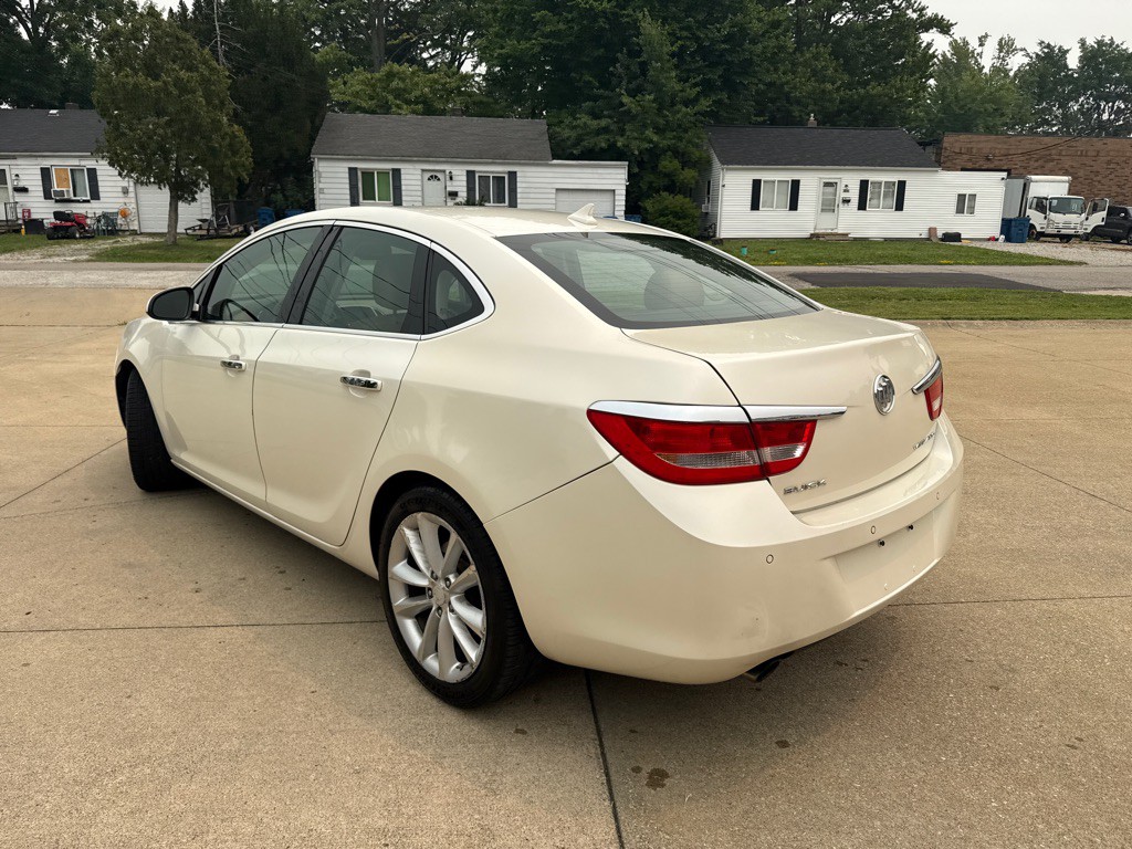 2013 Buick Verano Image 8