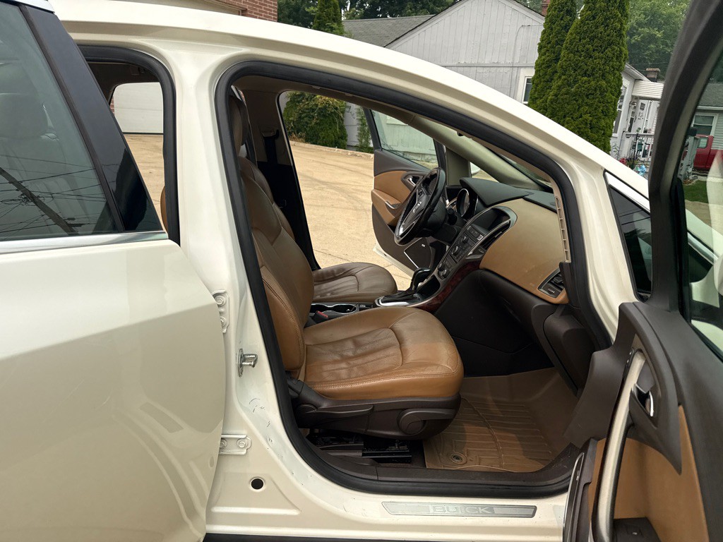 2013 Buick Verano Image 11