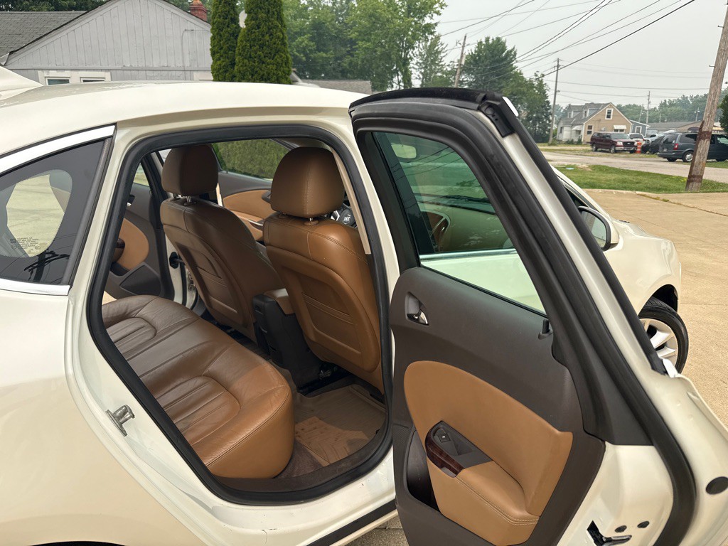 2013 Buick Verano Image 13